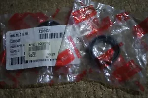 APRILIA SR50 SR125 H20 FRONT FORK OIL SEALS AP8206936 GENUINE NOS - Picture 1 of 2