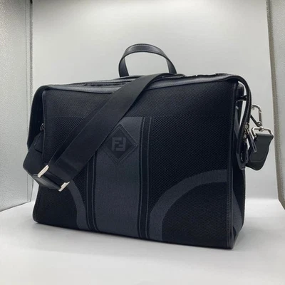 Fendi Hombre Negocios Bolso de Hombro Bolso de Mano Maletín Lona Cuero Negro Usado Foto 1 de 4