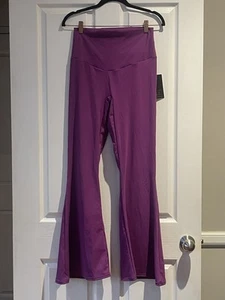 Empress Athleticus M Flare Leggings - Picture 1 of 3