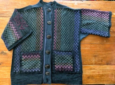 Abrigo Kimono Cárdigan Linda Mendelson Lana Arte Para Usar Cuadros Ombre Tejido ÚNICO Foto 1 de 4