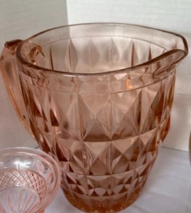 Vintage Pink Depression Glass Jeanette Diamond Pattern Pitcher - Picture 1 of 2