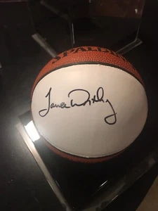 James Worthy Signed/Auto Mini Basketball Hardwood Authentics - Picture 1 of 3