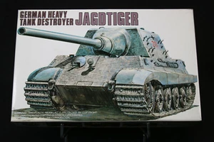 XC069 FUJIMI 1/76 Model Tank Tank Tank 76002 German Heavy Tank Destroyer JAGDTIGER - Picture 1 of 3