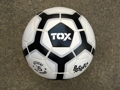 Fussball Kunstleder TOX Basileo, weiss bedruckt, genäht, Gr 5, Balldruckprüfer