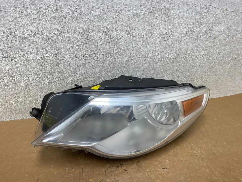 Farol de halogênio 2009 - 2012 Volkswagen CC motorista esquerdo Lh fabricante de equipamento original V5132 DW - Imagem 1 de 4