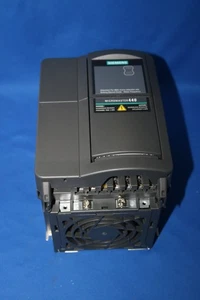 Siemens 6SE6440-2AB21-5BA1 MM440 umrichter 1,5 kW 230V MM 440 micromaster - Picture 1 of 7