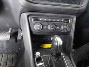 Temperature Control Dual Zone ID 5NN907044F Fits 18-20 TIGUAN 3023463 - Picture 1 of 12