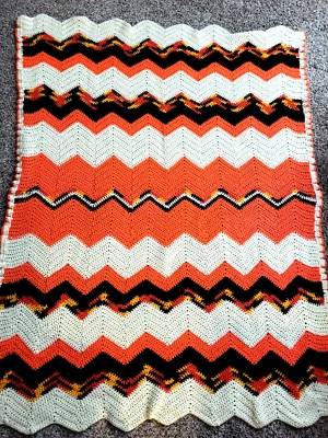 Colorida manta afgana Crochet para regazo NARANJA marrón crema 54" x 68” Chevron Foto 1 de 4