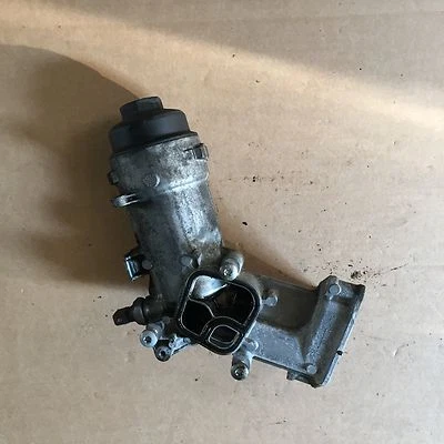 CARCASA FILTRO ACEITE BMW SERIE 1 118d M47 7787072 Foto 1 de 4