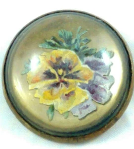 Antiguo broche grande redondo abovedado amarillo, púrpura, verde y dorado de vidrio floral-años 1800 - Imagen 1 de 9