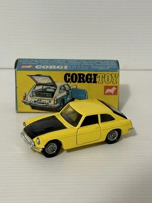 CORGI NO345 MGC GT COMPETITION MODEL 1/43 SCALE MADE IN GT BRITAIN. - Image 1 of 4