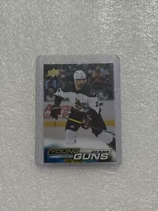 2022-23 Upper Deck Young Guns Silver Foil #230 Jack McBain SP Rare Rookie RC - Foto 1 di 2