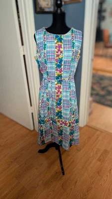 Vestido midi vibrante anos 1960/1970 Dollie by Serben estampa floral e xadrez tamanho P - Imagem 1 de 4