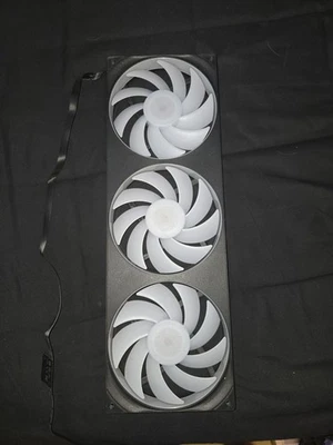 NZXT F420 RGB Core 420 mm Single-Frame RGB Fan Unit - Image 1 of 3