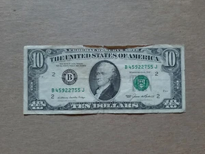 1985 $10 Ten Dollar Federal Reserve Note B45922755J - Picture 1 of 3