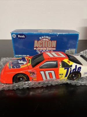 NASCAR Action Platinum 1996 Ricky Rudd #10 Tide 1:24 Scale Diecast Bank C6 - Image 1 of 4