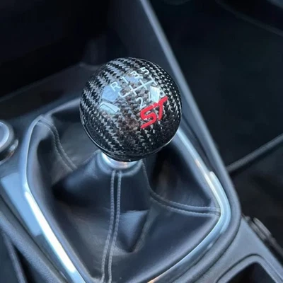 CARBON FIBER SHIFT GEAR KNOB for FORD FOCUS MK3 MK4 FIESTA MK7 MK8 RS ST Sport - Image 1 of 4