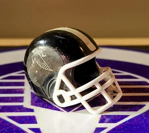 NFL MINI HELMET ATLANTA FALCONS GUMBALL 1980'S 1990'S FOOTBALL HELMET - Picture 1 of 1