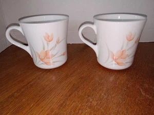 Vintage Corning Peach Floral Coffee or Tea Single Mug Cup Microwaveable - Picture 1 of 4