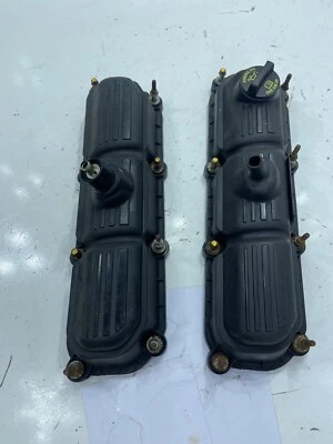 Par de cubiertas de válvula de motor Jeep JK JKU Wrangler 3,8 L V6 2007 2008 2009 2010 2011 Foto 1 de 4