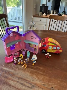 mini mouse play house With Mickey Mouse Camper - Picture 1 of 10