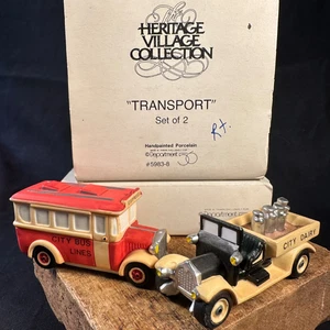De colección Departamento 56 Heritage Village Transporte en Caja-Juego de 2 (Autobús Urbano/Lechería Urbana) - Imagen 1 de 10