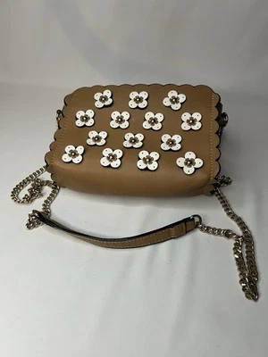 Zara Floral Beige Spring Shoulder Crossbody Zip Up Purse With Gold Chain Handle - Image 1 of 4