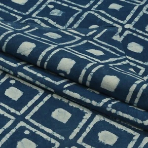 Tela azul índigo de 5 yardas de algodón con estampado de bloques a mano para manualidades, costura de vestidos - Imagen 1 de 7