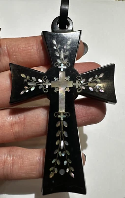 Viktorianisch Schwarz Ebonit Mop Schale Intarsien Blätter Großes Kreuz Trauer - Bild 1 von 4