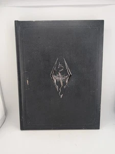 The Elder Scrolls V: Skyrim Collector's Edition Hardcover Art Book (2011) - Picture 1 of 3