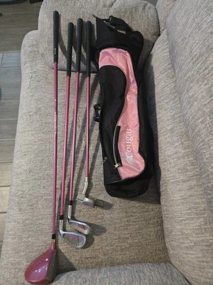 Cougar Tour Cat Junior Golf Club Set Bag 4 clubs, Driver, 5/6, 9/W, Putter RH - Image 1 of 4