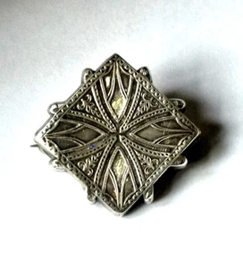 Antica spilla vittoriana in argento movimento estetico - Foto 1 di 4