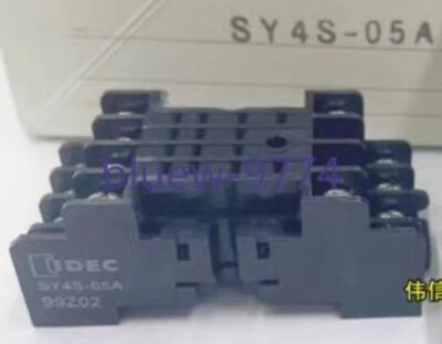 1PCS NEW IDEC SY4S-05A intermediate relay base - Image 1 of 3