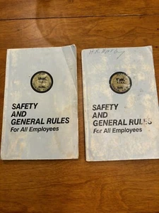 Lote de 2 libros de seguridad y reglas generales de empleados para ferrocarril terminal portuaria 1994 - Imagen 1 de 4