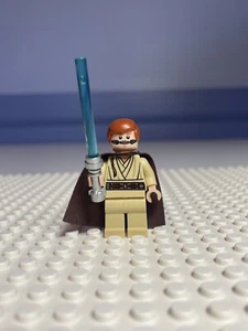 Lego Star Wars Minifigure Obi-Wan Kenobi Breathing Apparatus Lightsaber 9499! - Picture 1 of 6