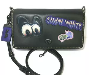 COACH X DISNEY SNOW WHITE CROSS BAG Dinky crossbody bag Multi-patches Black - Bild 1 von 16