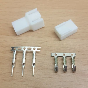 MALE & FEMALE 3 PIN PC FAN LED POWER CONNECTORS - 2 OF EACH- WHITE INC PINS - Picture 1 of 3