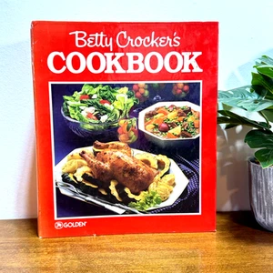 Vintage Betty Crocker's Cookbook 1986 5 Ring Binder w/ Tabs RingBound - Picture 1 of 21