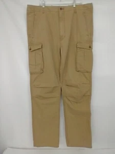 Levis Strauss Mens Sz 40 Original Relaxed Fit Cargo Pants Khaki  (Actual 42x35 ) - Picture 1 of 6