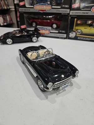 Chevy Corvette 1957 convertible Burago Diamonds interior negro gris fundido a presión 1:18 Foto 1 de 4