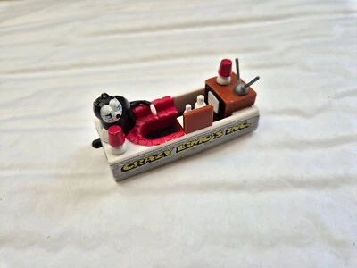 VINTAGE 1990'S MATCHBOX CONNECTABLES VEHICLES CAR CRAZY LIMO CAT IN ROOM PIECE - Image 1 of 3