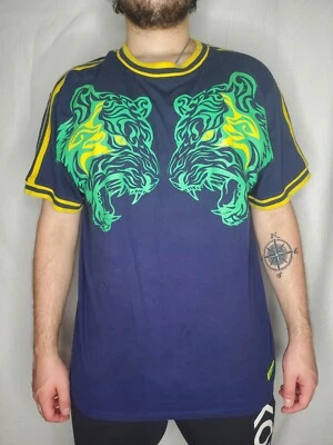 Camiseta Akademiks Dual Tigers XLarge Gráfica Azul Amarillo Multicolor Rayas Usada en Excelente Condición Foto 1 de 4