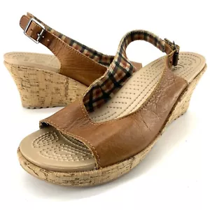 Crocs 11848 A Leigh Damen-Sandalen Keilabsatz Größe 9 Fersenriemen Leder Kork - Bild 1 von 9