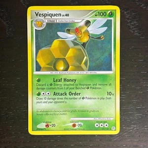 Vespiquen 39/130 Pokemon Diamante y Perla Regular Tarjeta Rara HP - Imagen 1 de 2