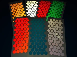 Calcomanías adhesivas de vinilo Veloviz hexágono reflectante (pequeño) para motocicletas de carga - Imagen 1 de 11