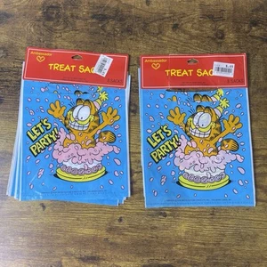 Vtg Hallmark Garfield Treat Sacks Goodie Bags Lot Of 16 Total New In Package 6x8 - Picture 1 of 5