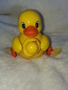 Duck Mother With Baby Vintage 1988 TOMY Pull String Toy Works - Picture 1 of 8