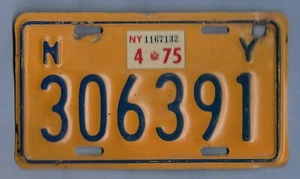 MOTORCYCLE LICENSE PLATE NEW YORK 1975 4" X 7" STEEL VERY CLEAN - Picture 1 of 2