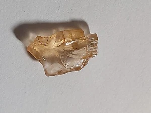 Faceta de piedra solar de Oregón de alta calidad facetas de corte de piedras preciosas ásperas de 11,80 quilates - Imagen 1 de 10