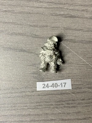 Warhammer 40k Space Dwarfs - Rogue Trader Era Squat Casualty - Metal OOP - Image 1 of 2